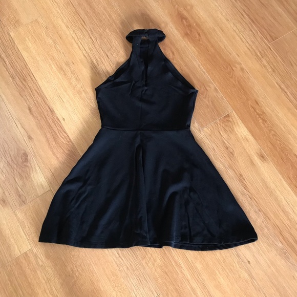 LBD Cocktail Dress Sleeveless with Chocker Collar - Picture 2 of 4